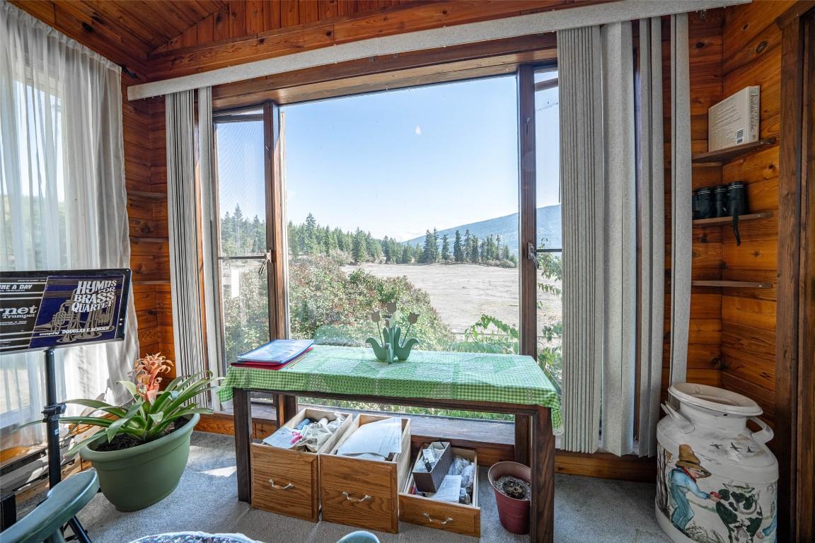 









4210


White Lake

Road,
Tappen,




BC
V0E 2W1

