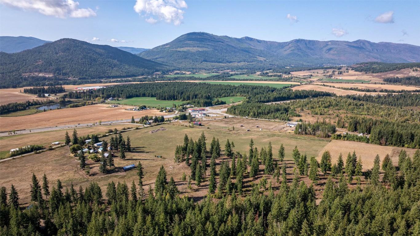 









4210


White Lake

Road,
Tappen,




BC
V0E 2W1

