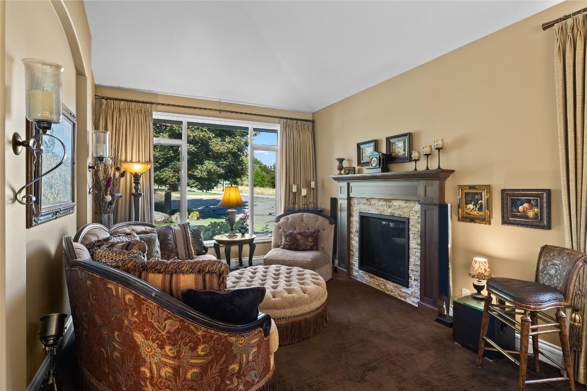 









3992


Gallaghers

Parkway,
Kelowna,




BC
V1W 3Z8

