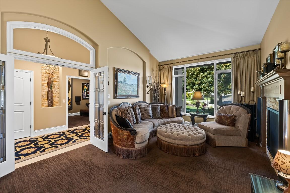 









3992


Gallaghers

Parkway,
Kelowna,




BC
V1W 3Z8

