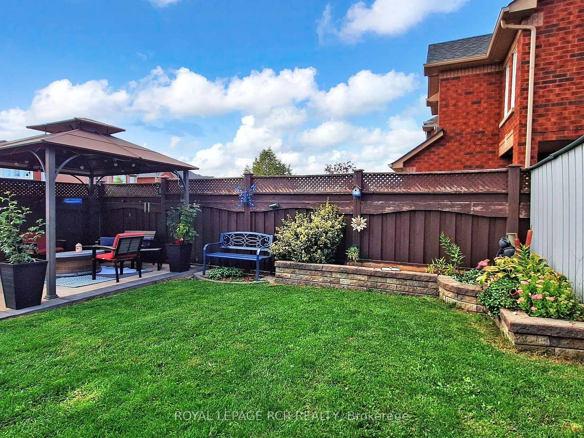 









28


Wakely

Boulevard,
Caledon,




ON
L7E 2G9

