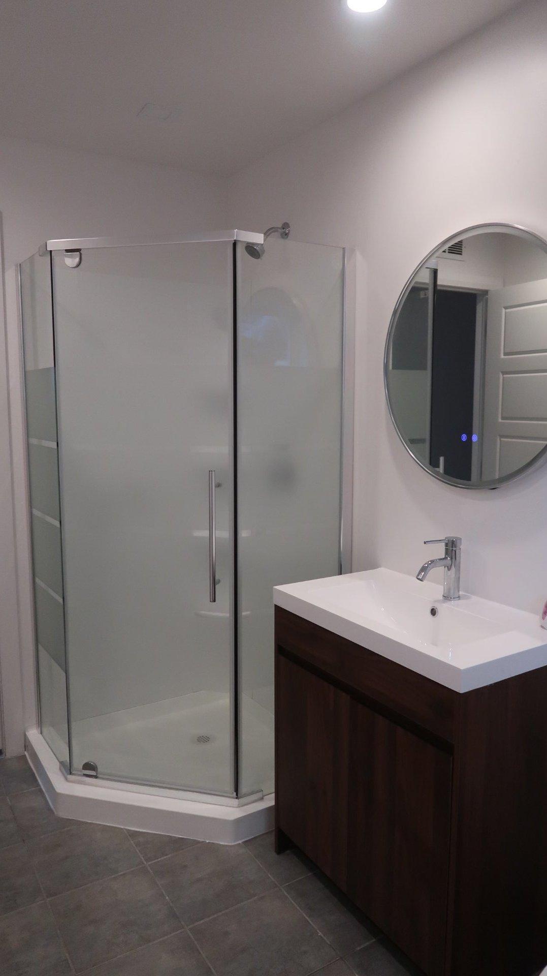 









899


Rue Paul-Émile-Borduas

,
Saint-Lin/Laurentides,




QC
J5M2S5

