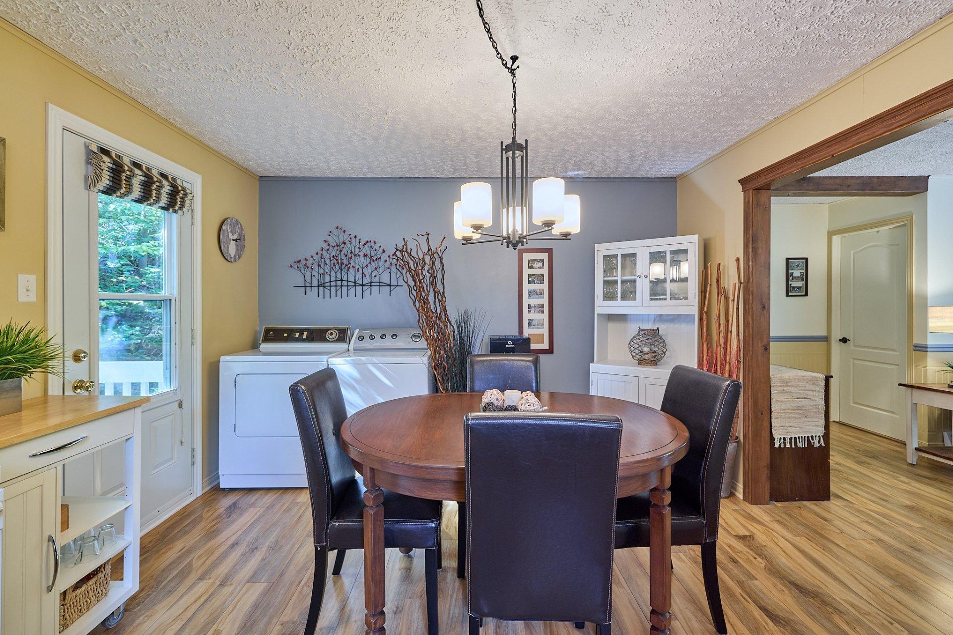 









51


Ch. Favreau

,
Saint-Donat,




QC
J0T2C0

