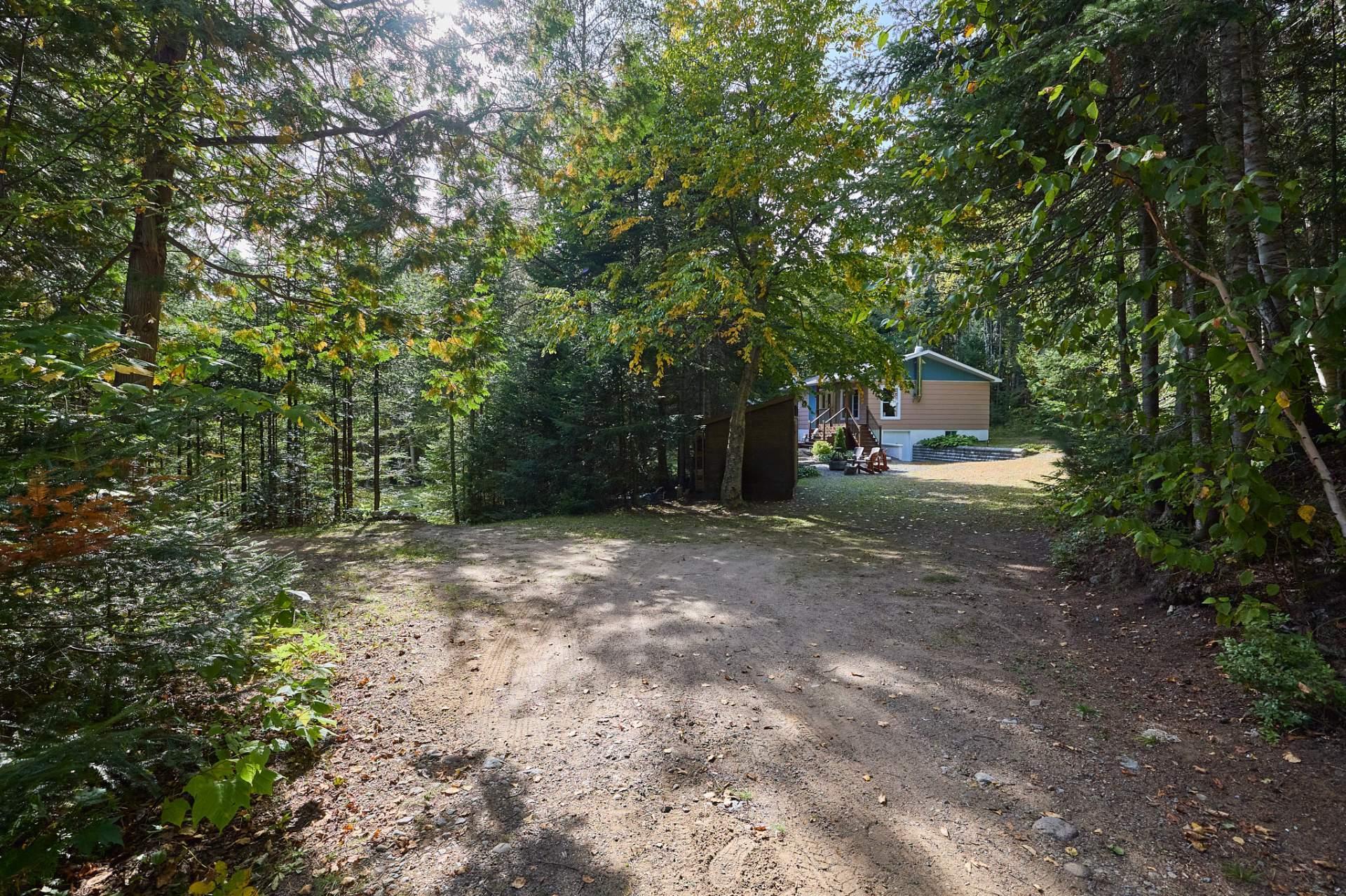 









51


Ch. Favreau

,
Saint-Donat,




QC
J0T2C0

