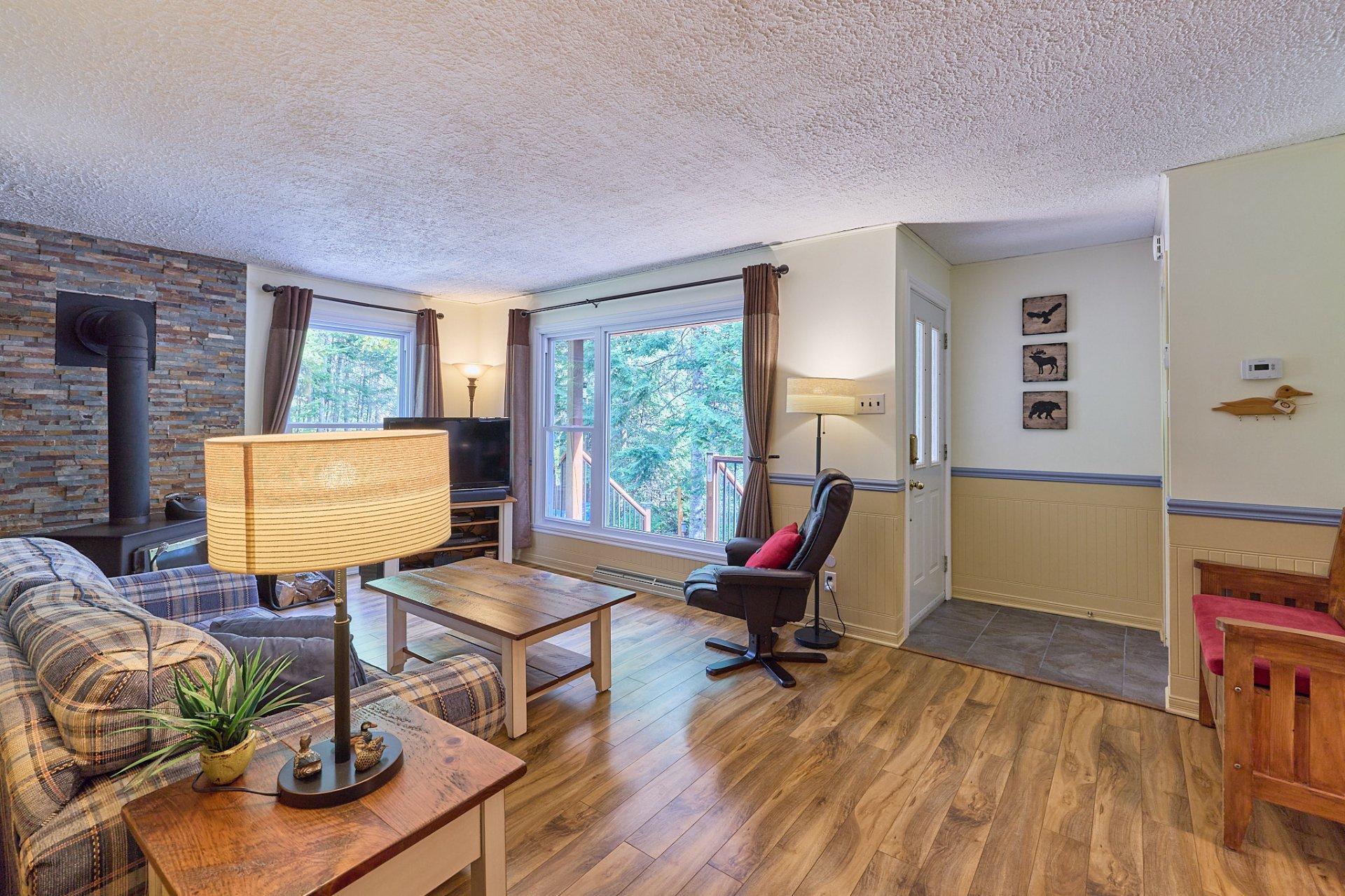 









51


Ch. Favreau

,
Saint-Donat,




QC
J0T2C0

