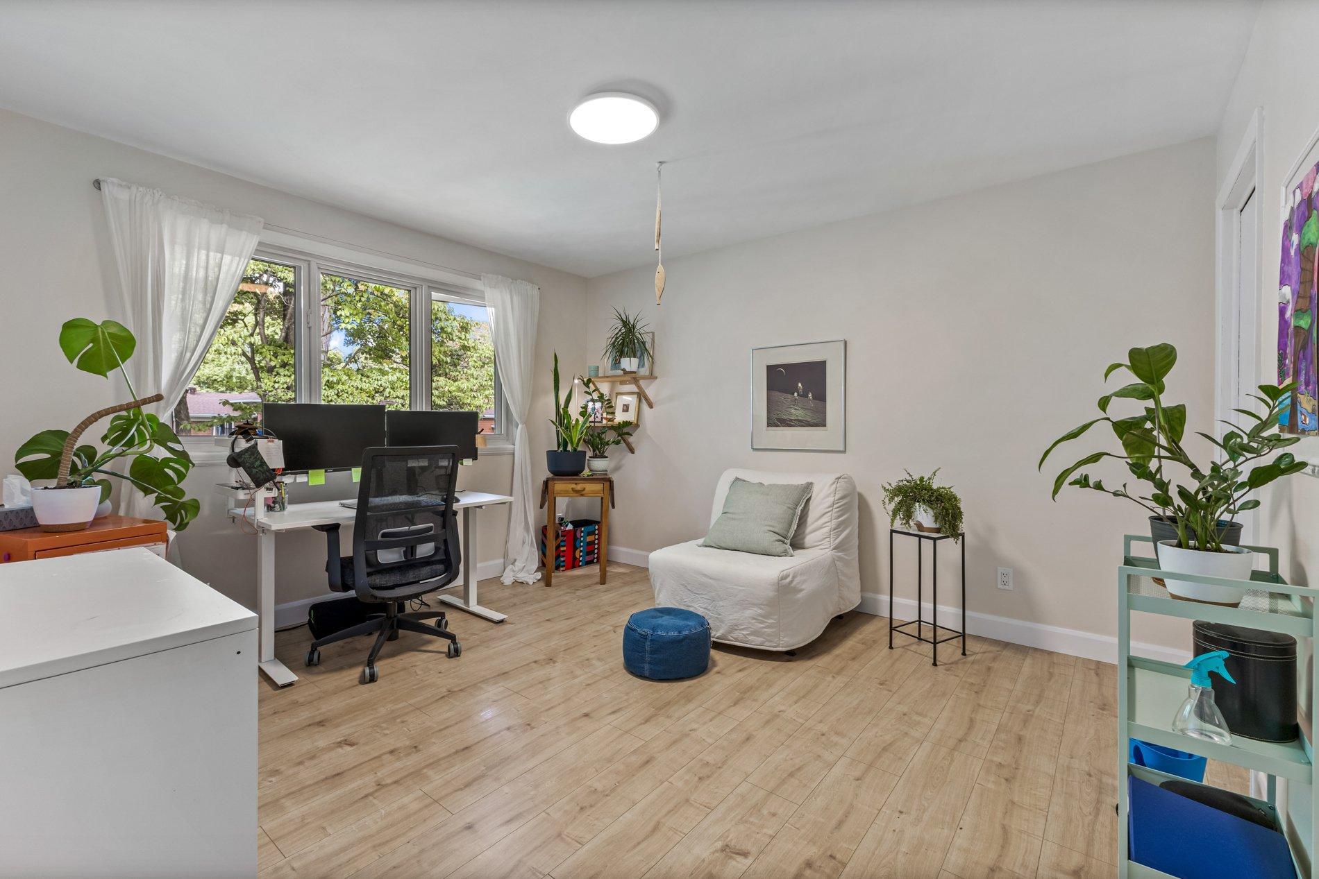 









43


Rue Aubin

,
Repentigny (Repentigny),




QC
J6A1M8

