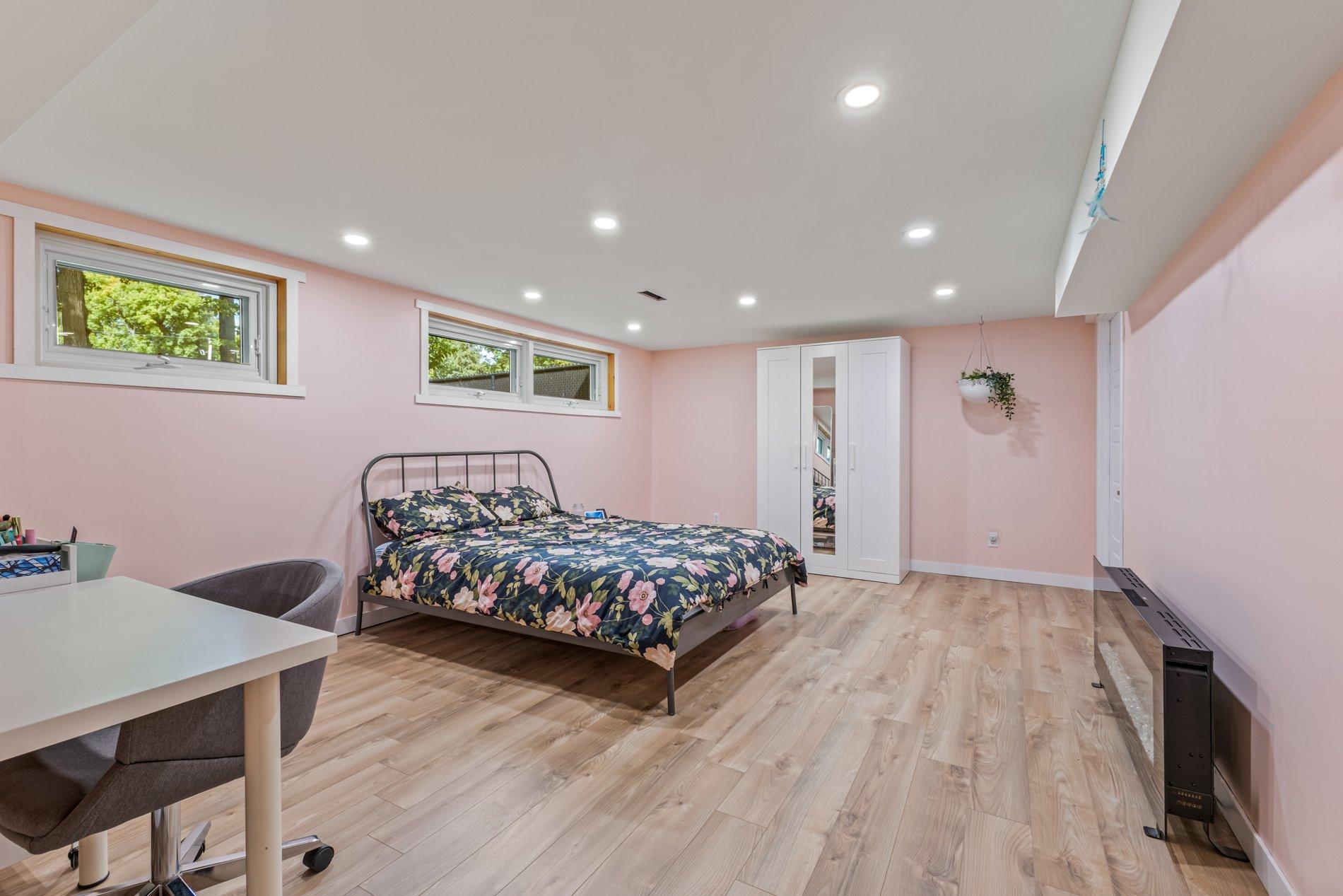 









43


Rue Aubin

,
Repentigny (Repentigny),




QC
J6A1M8

