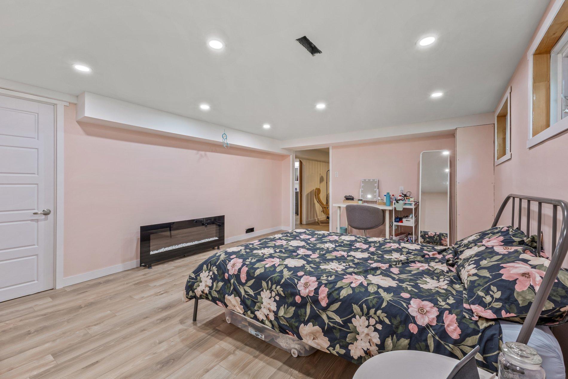 









43


Rue Aubin

,
Repentigny (Repentigny),




QC
J6A1M8

