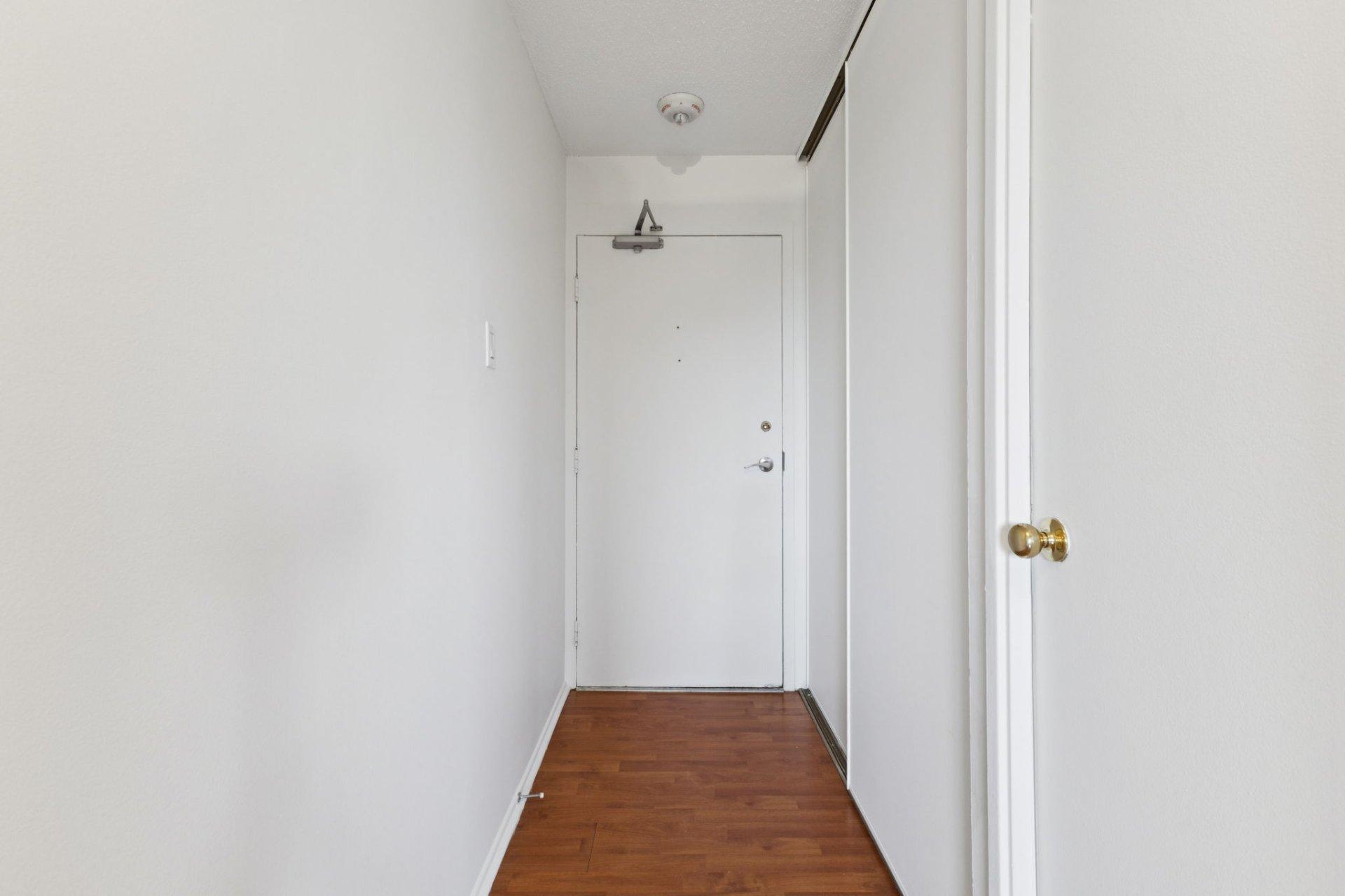 









23


Rue de la Soeur-Jeanne-Marie-Chavoin

, 415,
Gatineau (Hull),




QC
J8Z1V9

