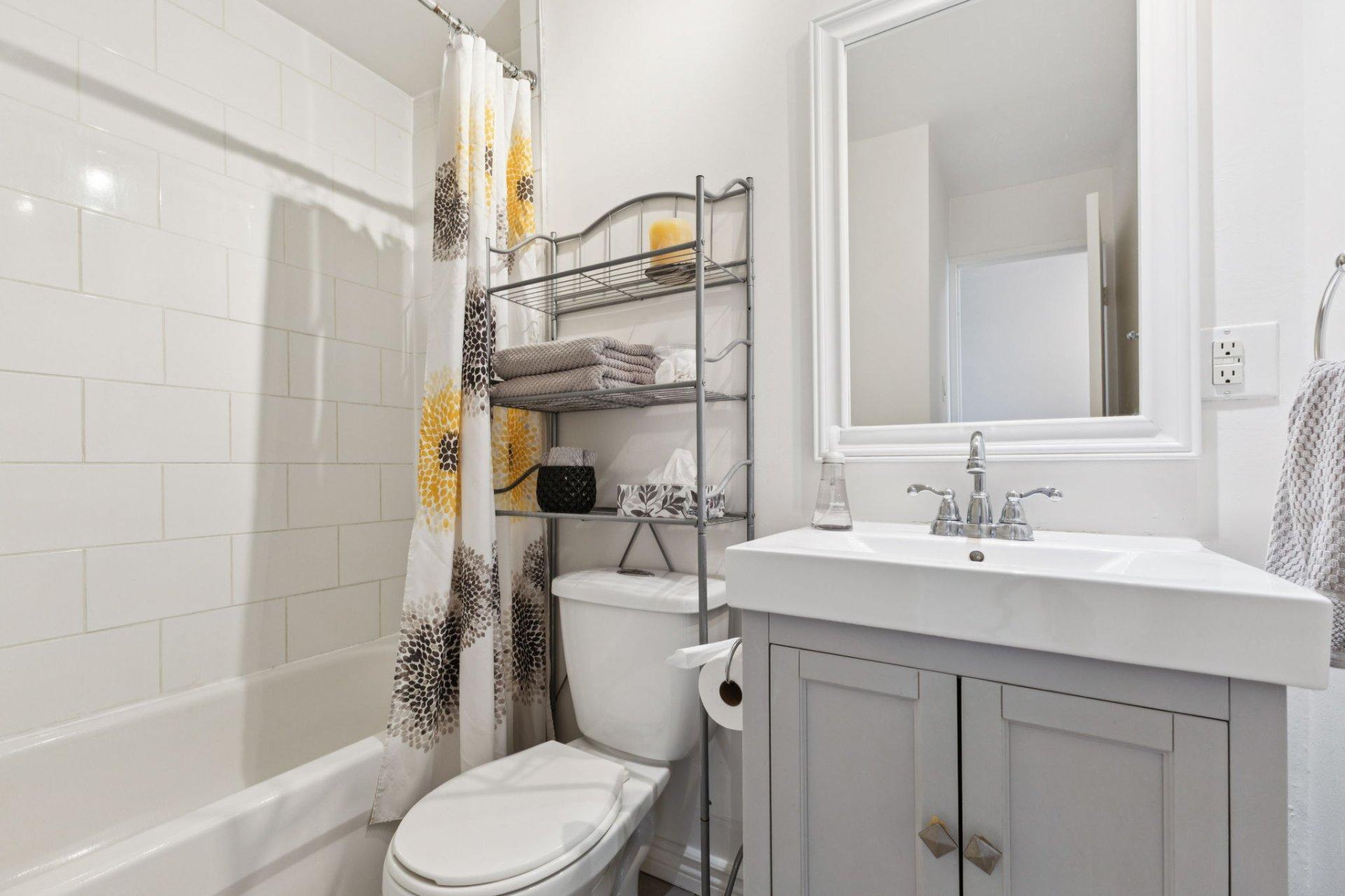 









23


Rue de la Soeur-Jeanne-Marie-Chavoin

, 415,
Gatineau (Hull),




QC
J8Z1V9

