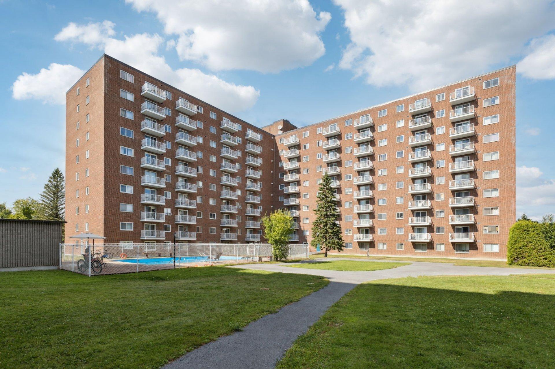 









23


Rue de la Soeur-Jeanne-Marie-Chavoin

, 415,
Gatineau (Hull),




QC
J8Z1V9

