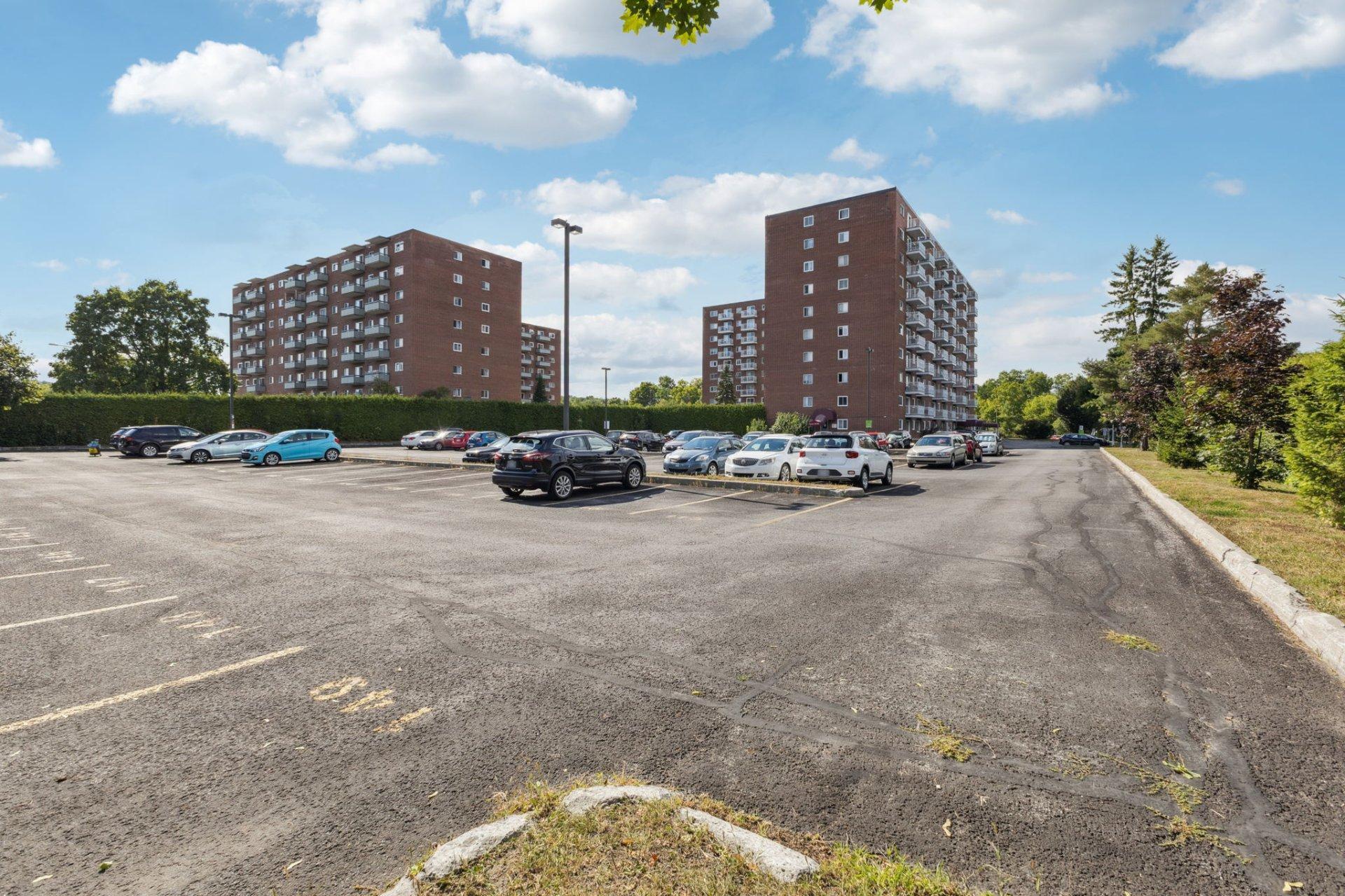 









23


Rue de la Soeur-Jeanne-Marie-Chavoin

, 415,
Gatineau (Hull),




QC
J8Z1V9

