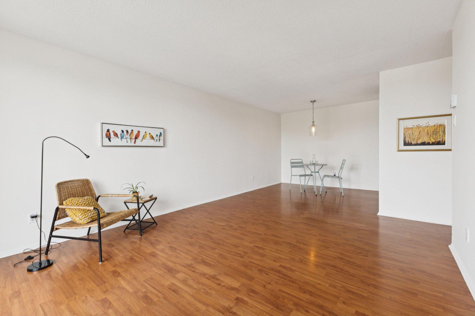 









23


Rue de la Soeur-Jeanne-Marie-Chavoin

, 415,
Gatineau (Hull),




QC
J8Z1V9

