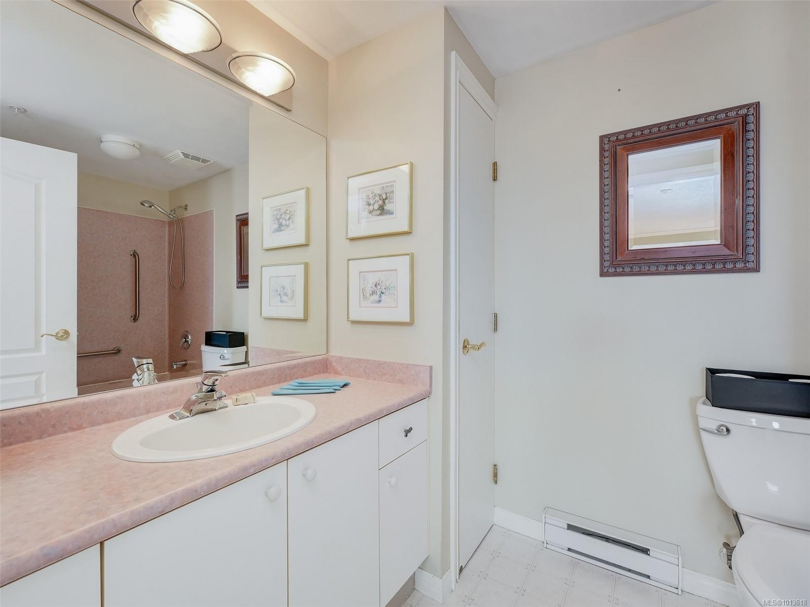 









3133


Tillicum

Rd, 413,
Saanich,




BC
V9A 2B4


