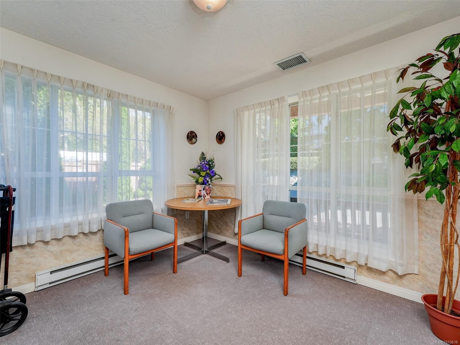 









3133


Tillicum

Rd, 413,
Saanich,




BC
V9A 2B4

