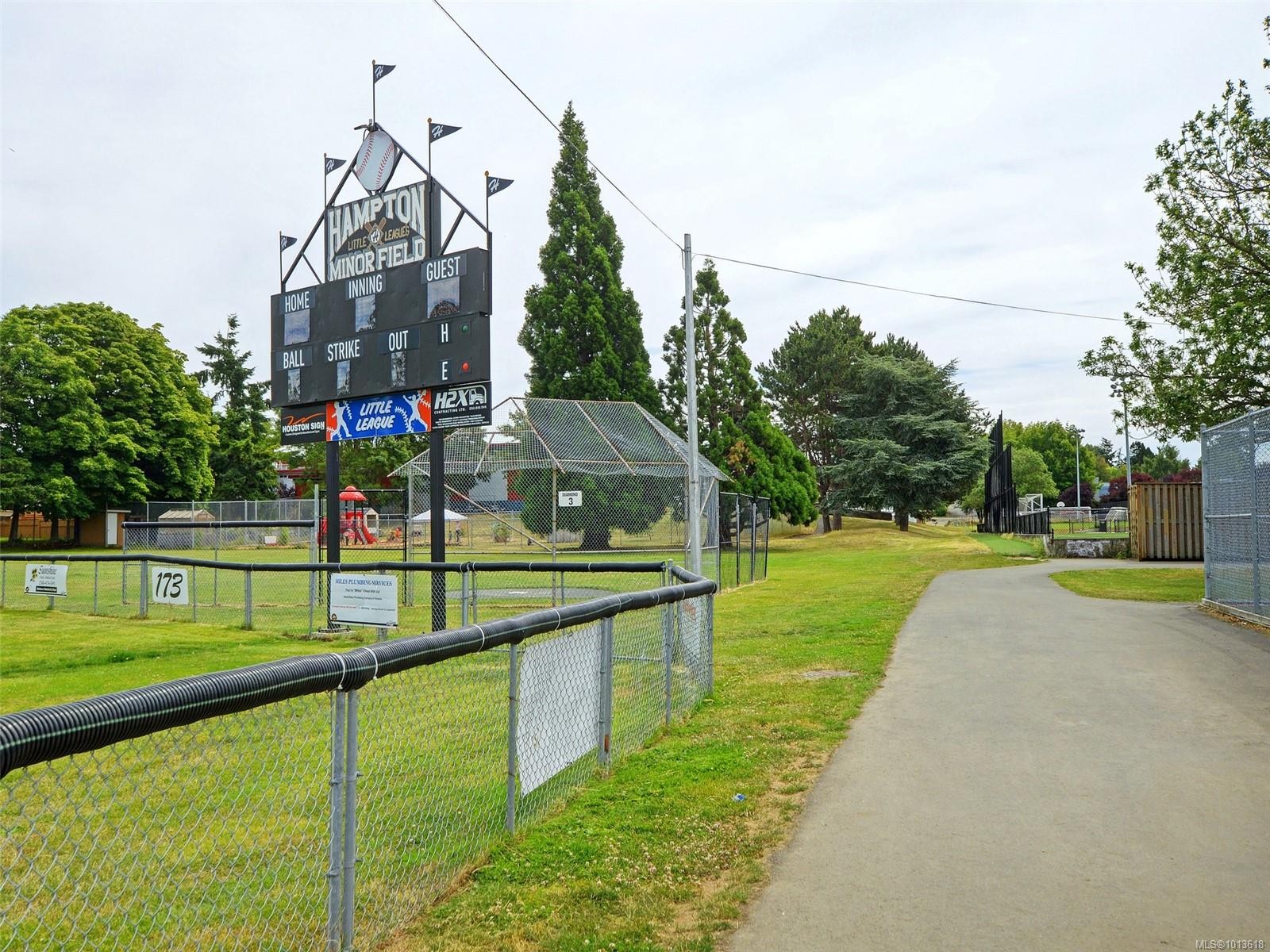 









3133


Tillicum

Rd, 413,
Saanich,




BC
V9A 2B4


