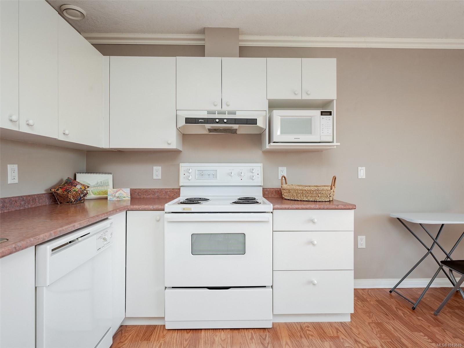 









3133


Tillicum

Rd, 413,
Saanich,




BC
V9A 2B4

