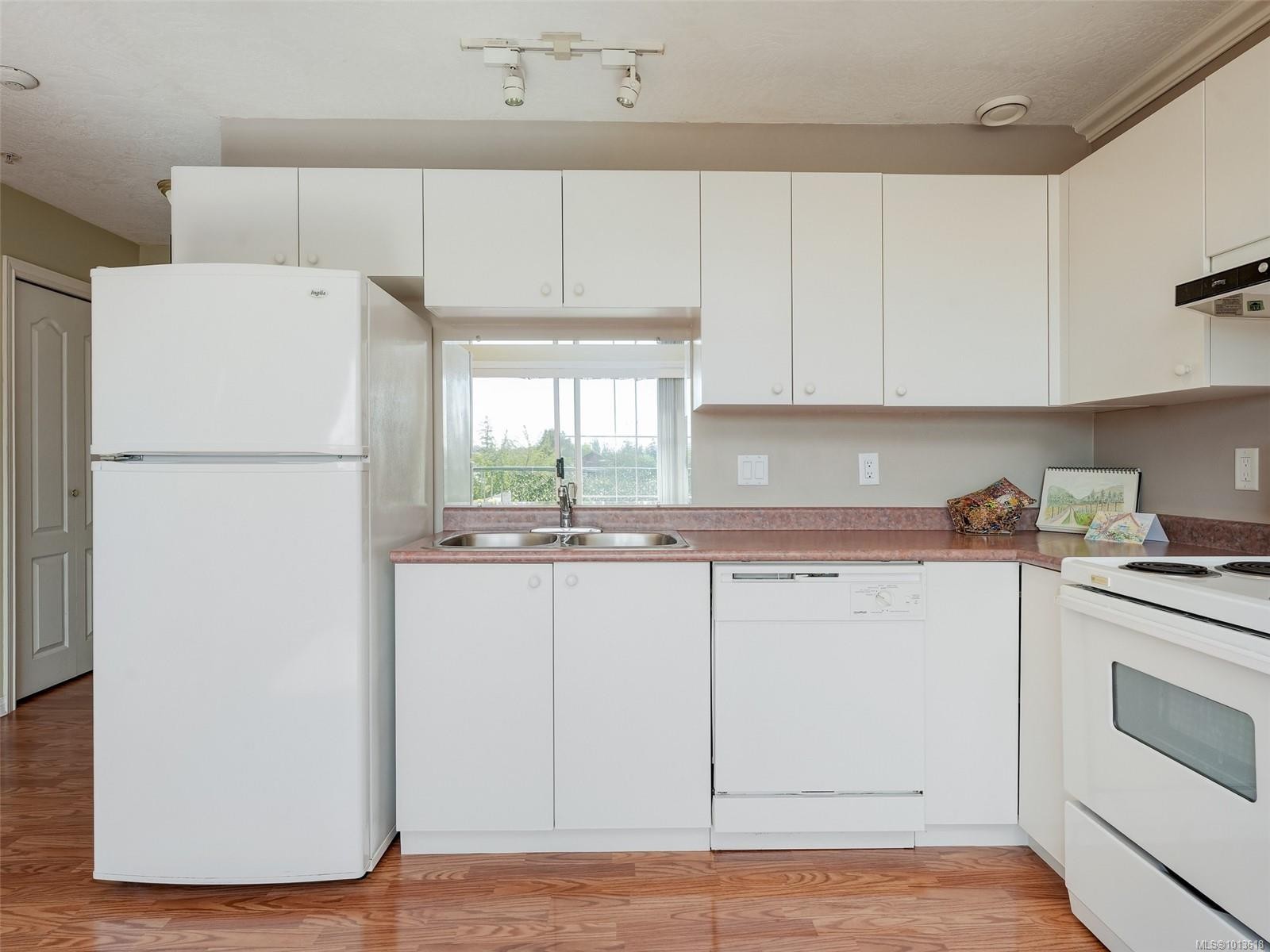 









3133


Tillicum

Rd, 413,
Saanich,




BC
V9A 2B4

