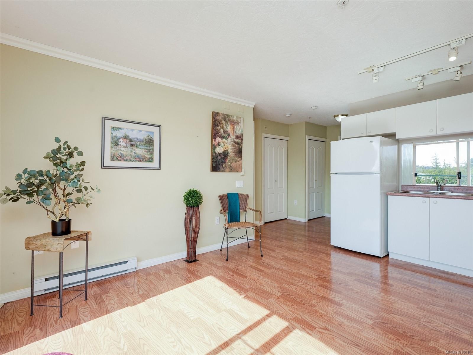









3133


Tillicum

Rd, 413,
Saanich,




BC
V9A 2B4

