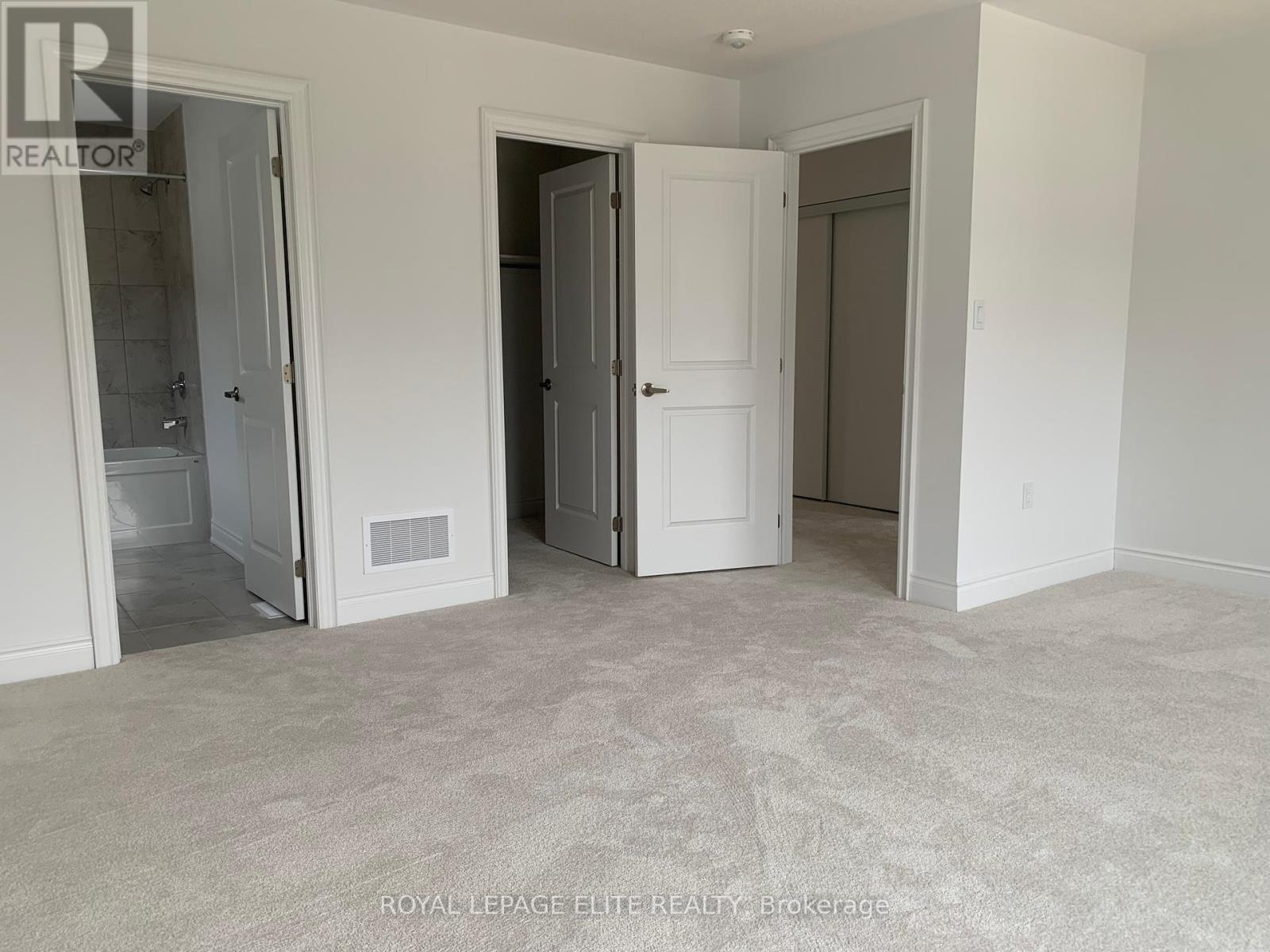 












23 AMBER DRIVE

,
Wasaga Beach,




Ontario
L9Z0R9

