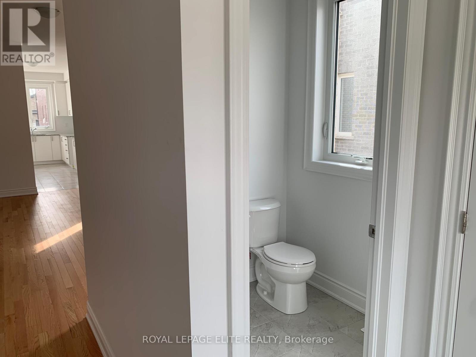 












23 AMBER DRIVE

,
Wasaga Beach,




Ontario
L9Z0R9

