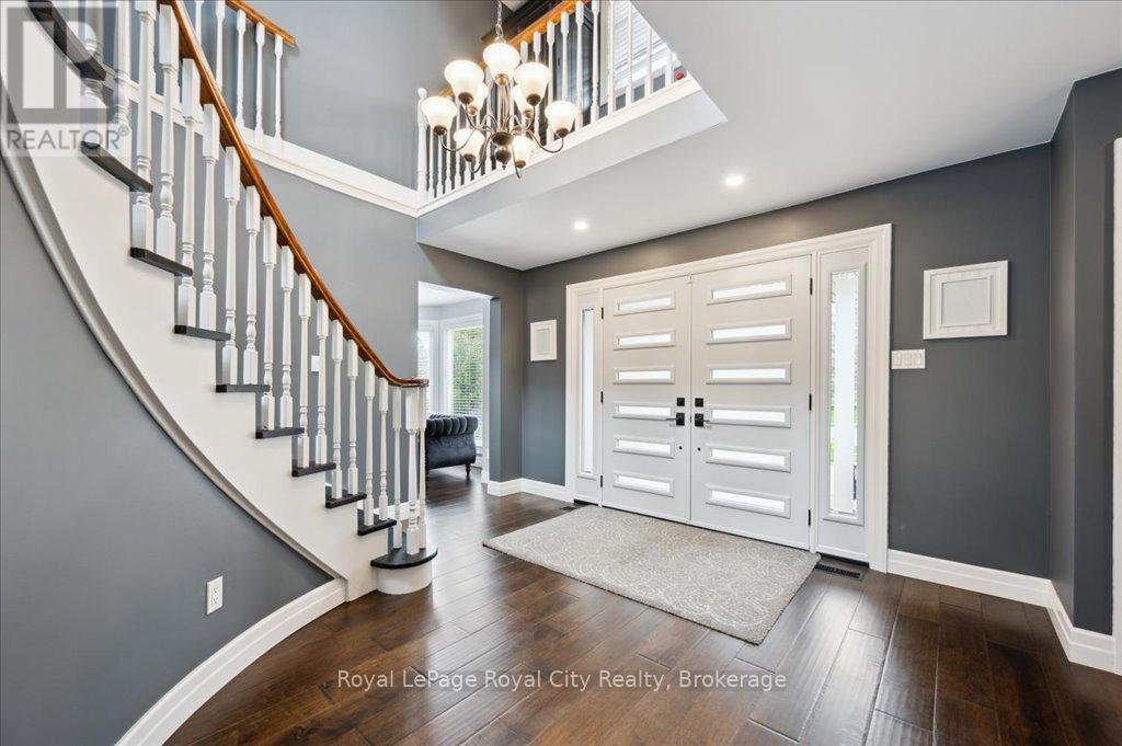












9 KORTRIGHT ROAD E

,
Guelph (Kortright East),




Ontario
N1G4C8

