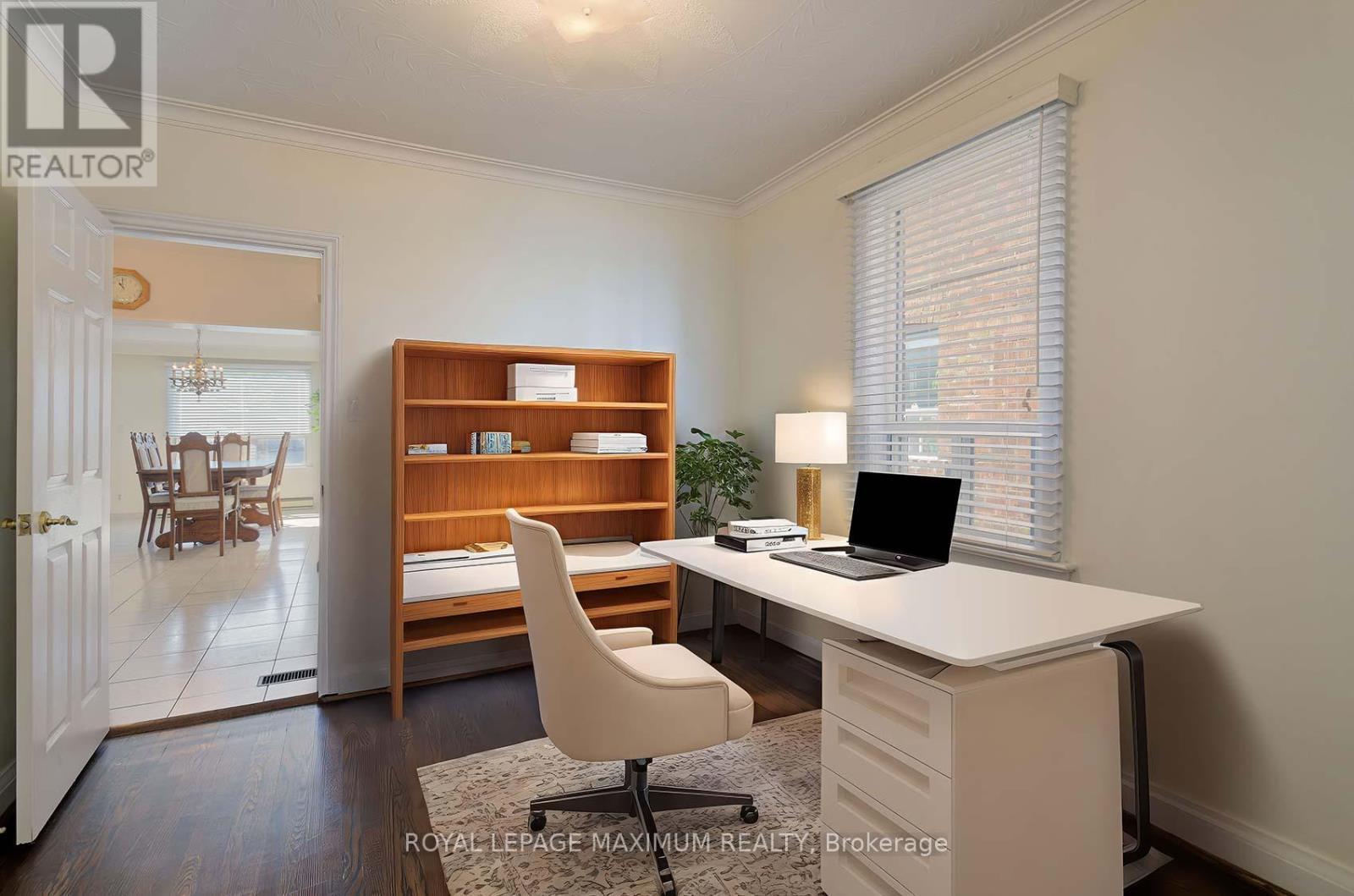 












245 BELGRAVIA AVENUE

,
Toronto,




Ontario
M6E2M9

