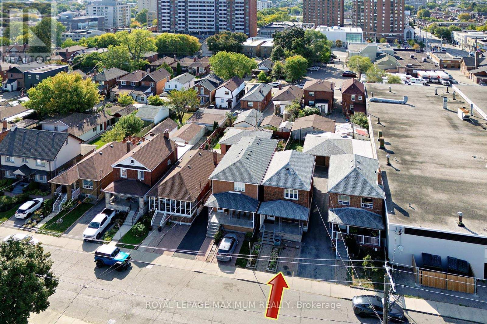 












245 BELGRAVIA AVENUE

,
Toronto,




Ontario
M6E2M9

