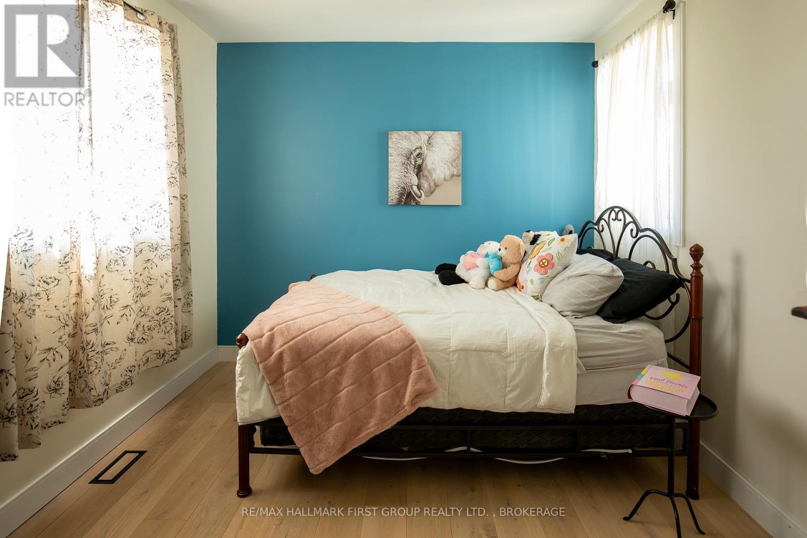 












1054 CRANBERRY COVE LANE

,
Frontenac (Frontenac South),




Ontario
K0H2N0

