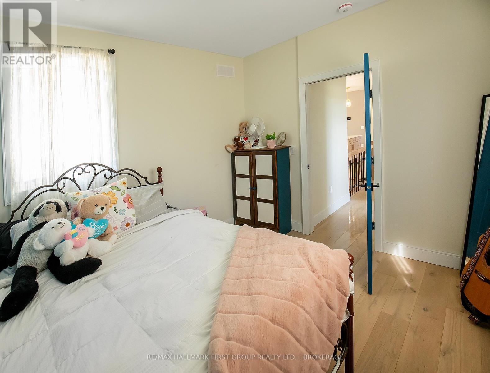 












1054 CRANBERRY COVE LANE

,
Frontenac (Frontenac South),




Ontario
K0H2N0

