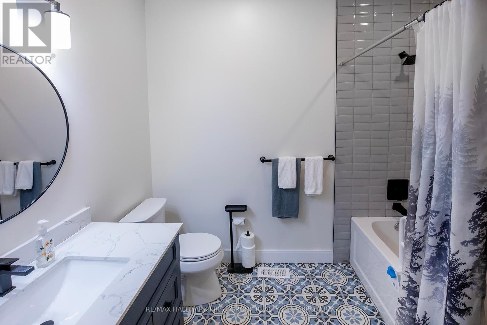 












1054 CRANBERRY COVE LANE

,
Frontenac (Frontenac South),




Ontario
K0H2N0

