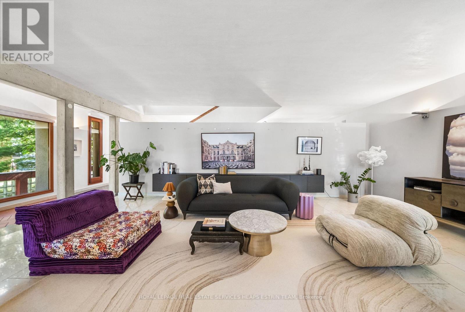 












31 GOVERNORS ROAD

,
Toronto,




Ontario
M4W2E9

