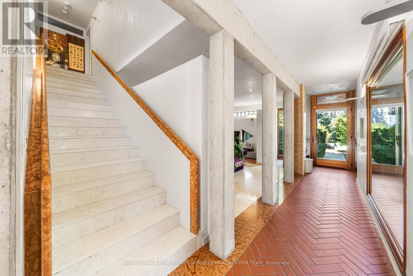 












31 GOVERNORS ROAD

,
Toronto,




Ontario
M4W2E9

