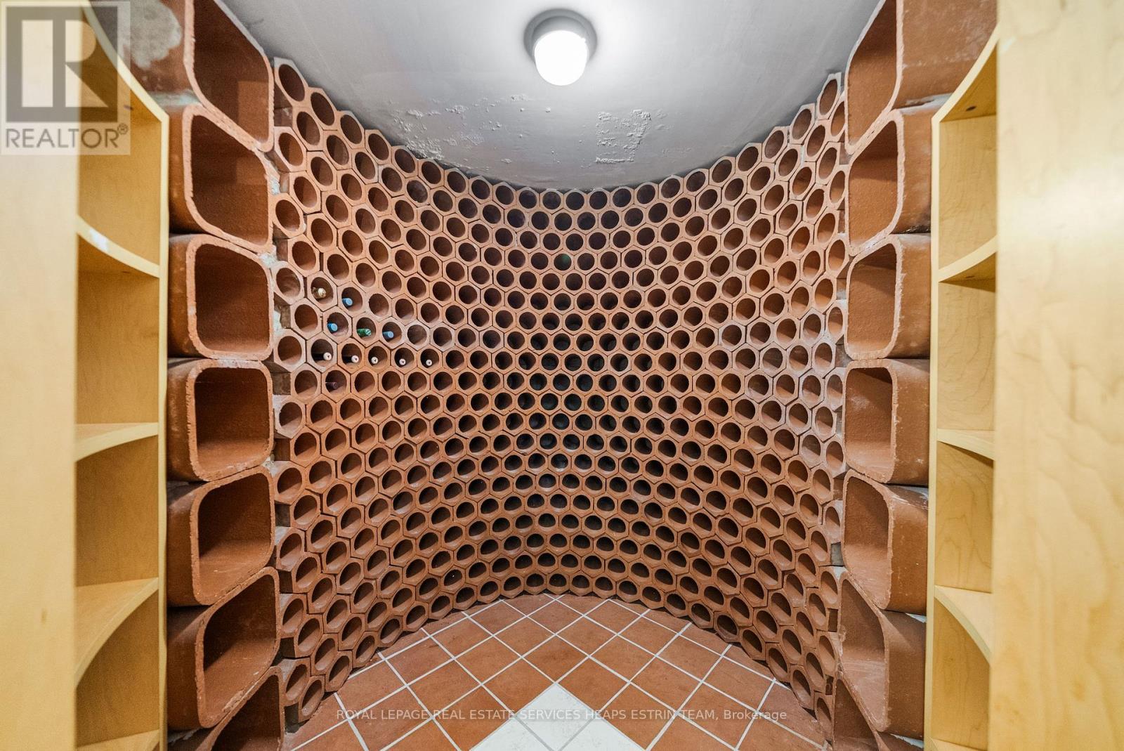 












31 GOVERNORS ROAD

,
Toronto,




Ontario
M4W2E9

