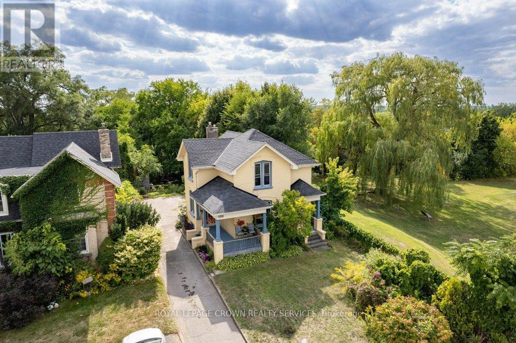 












158 TERRACE HILL STREET

,
Brantford,




Ontario
N3R1G6

