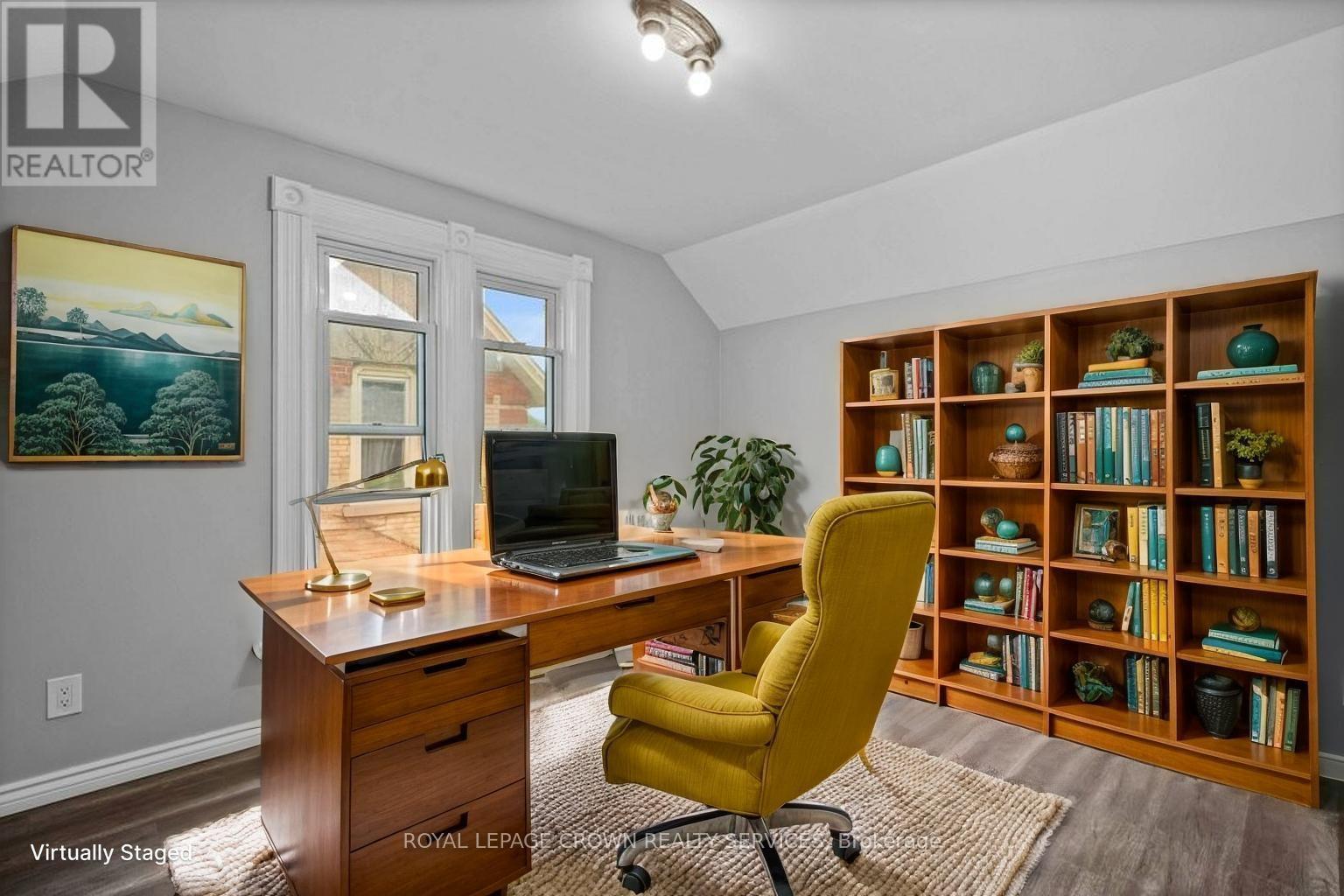 












158 TERRACE HILL STREET

,
Brantford,




Ontario
N3R1G6

