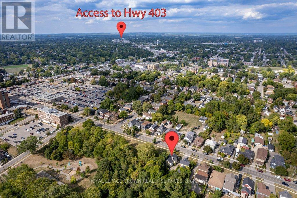 












158 TERRACE HILL STREET

,
Brantford,




Ontario
N3R1G6

