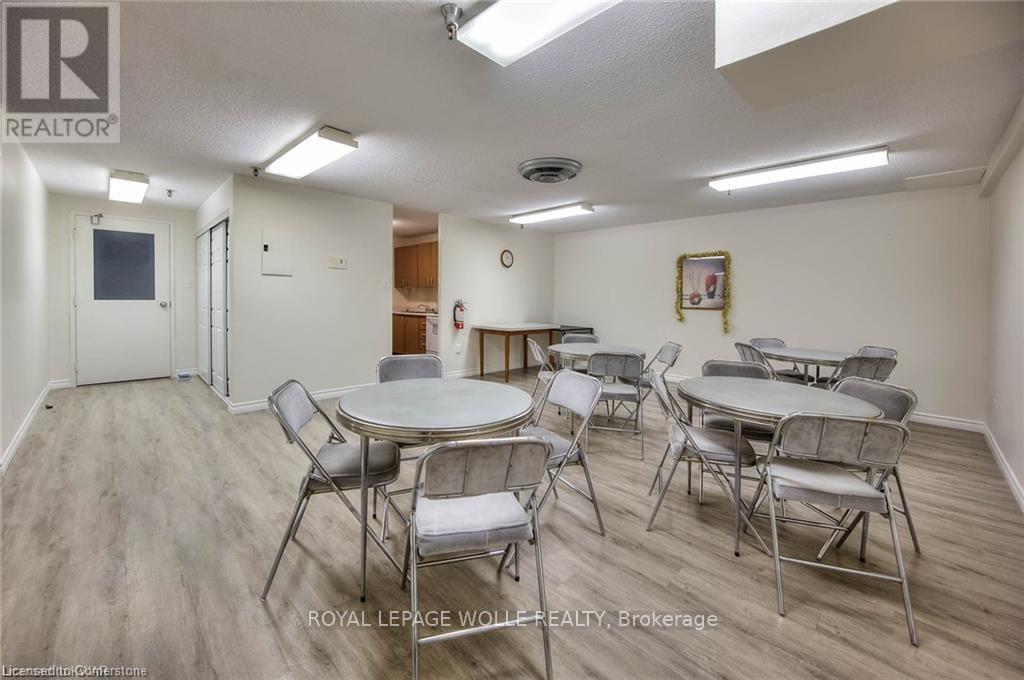 












801 - 65 WESTMOUNT ROAD N

,
Waterloo,




Ontario
N2L5G6

