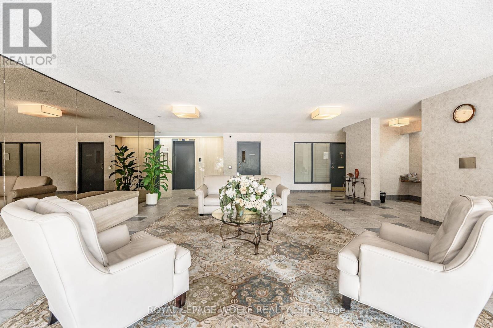 












801 - 65 WESTMOUNT ROAD N

,
Waterloo,




Ontario
N2L5G6

