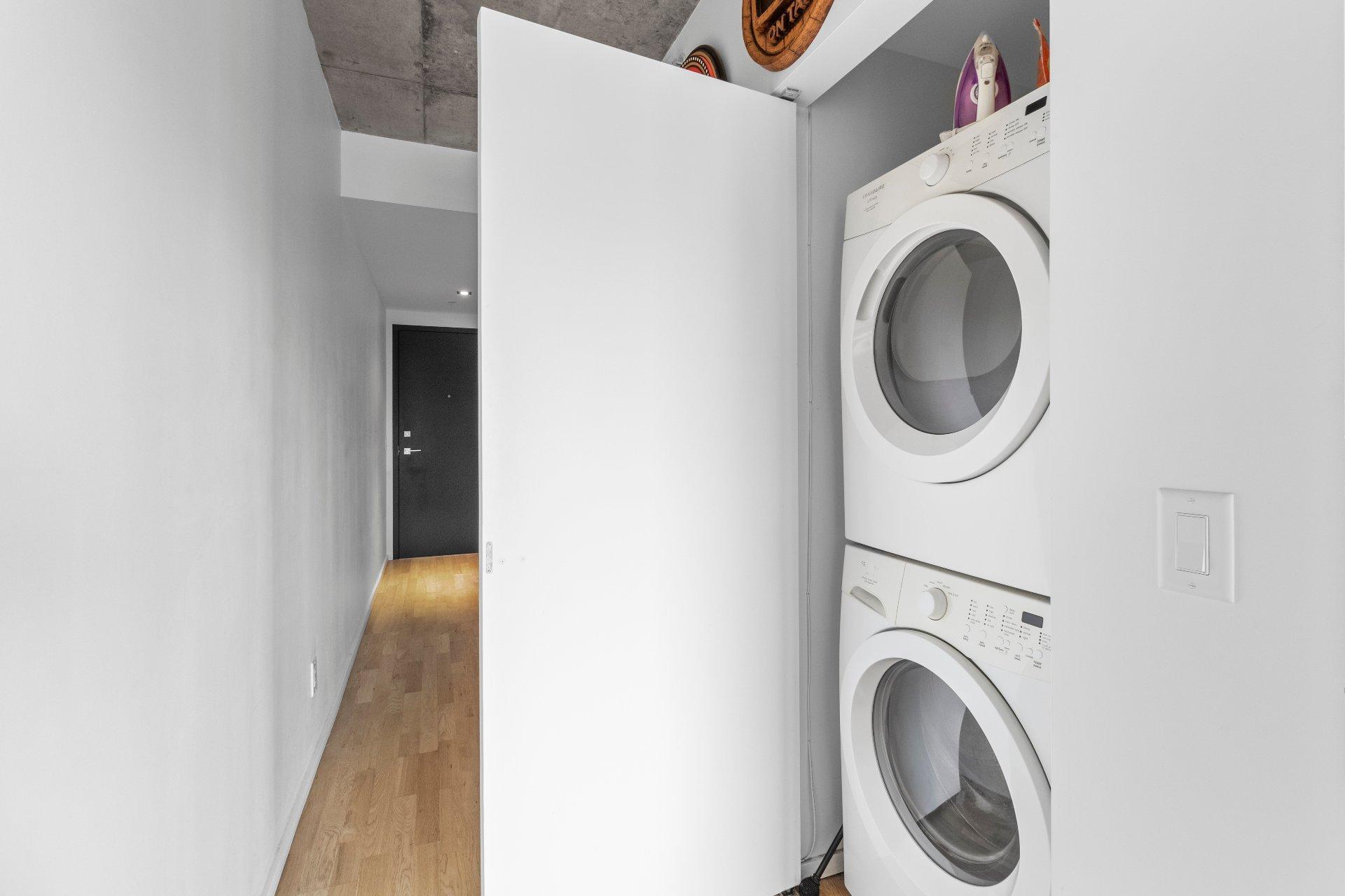 









1085


Rue Smith

, 1503,
Montréal (Le Sud-Ouest),




QC
H3C0L9

