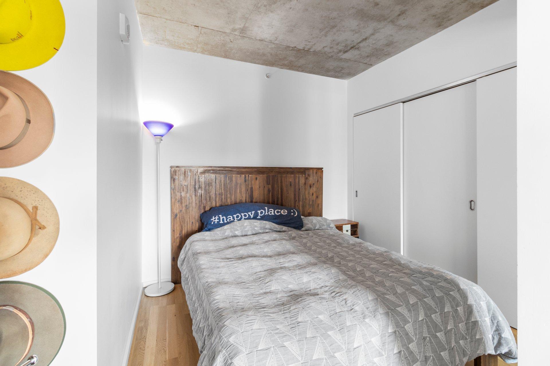 









1085


Rue Smith

, 1503,
Montréal (Le Sud-Ouest),




QC
H3C0L9


