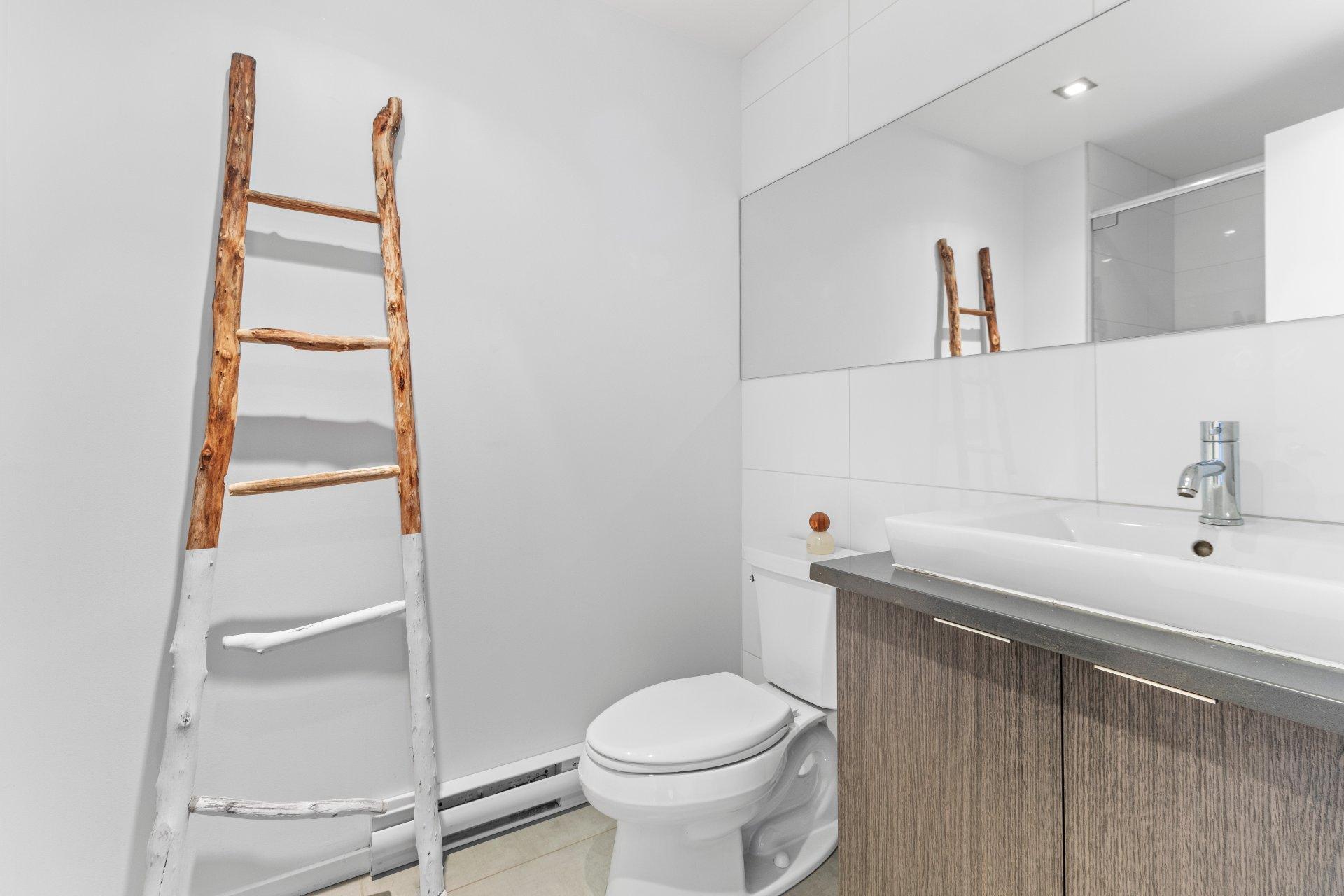 









1085


Rue Smith

, 1503,
Montréal (Le Sud-Ouest),




QC
H3C0L9

