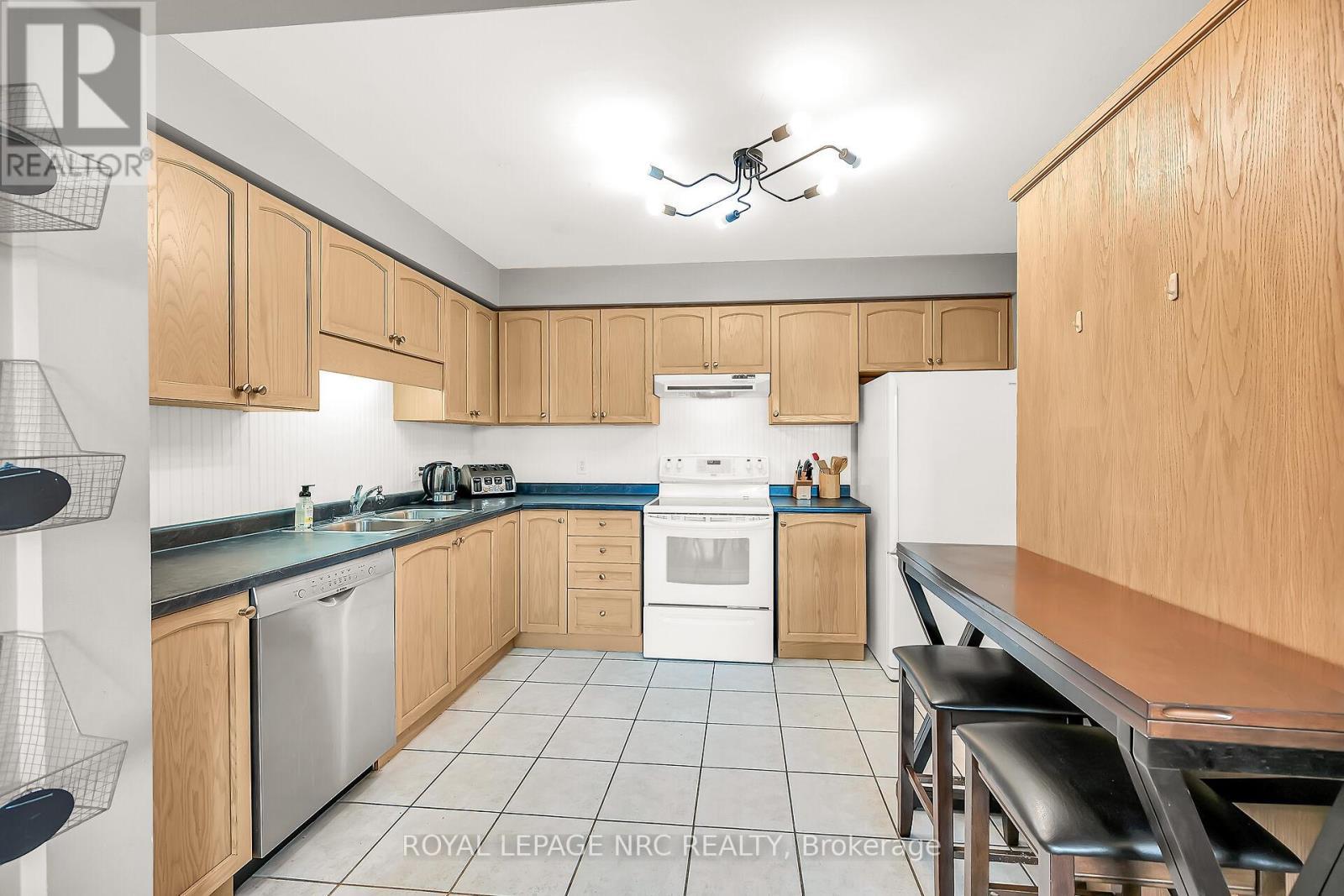 












30 - 40 BRAEMAR AVENUE

,
Haldimand,




Ontario
N3W2N1

