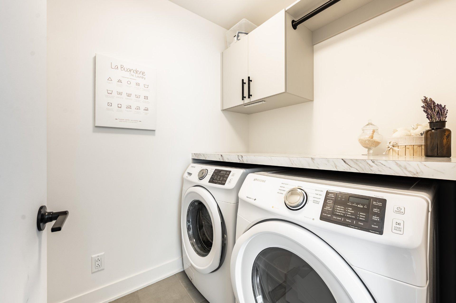 









40


Place Boulay

,
Saint-Basile-le-Grand,




QC
J3N0C6

