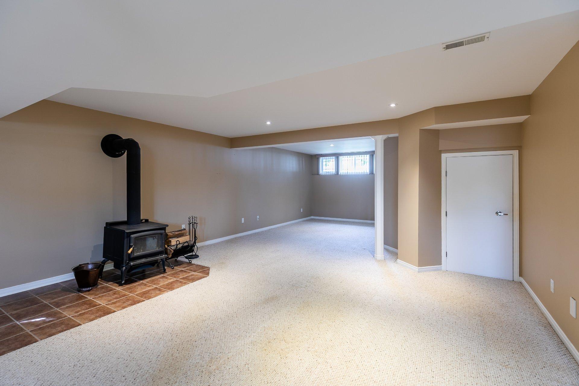 









1344


Rue des Hirondelles

,
Gatineau (Gatineau),




QC
J8R2Z7


