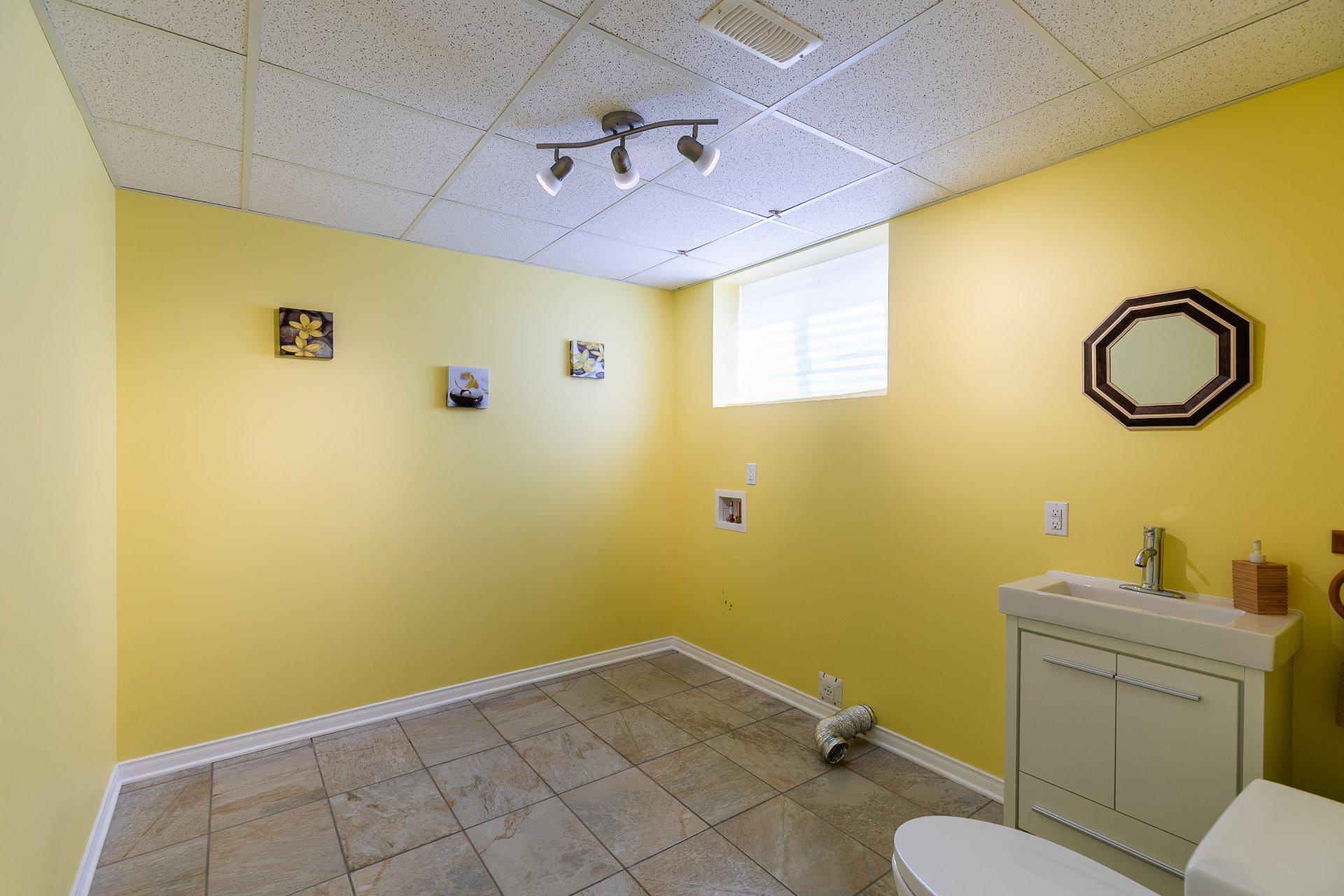 









1344


Rue des Hirondelles

,
Gatineau (Gatineau),




QC
J8R2Z7

