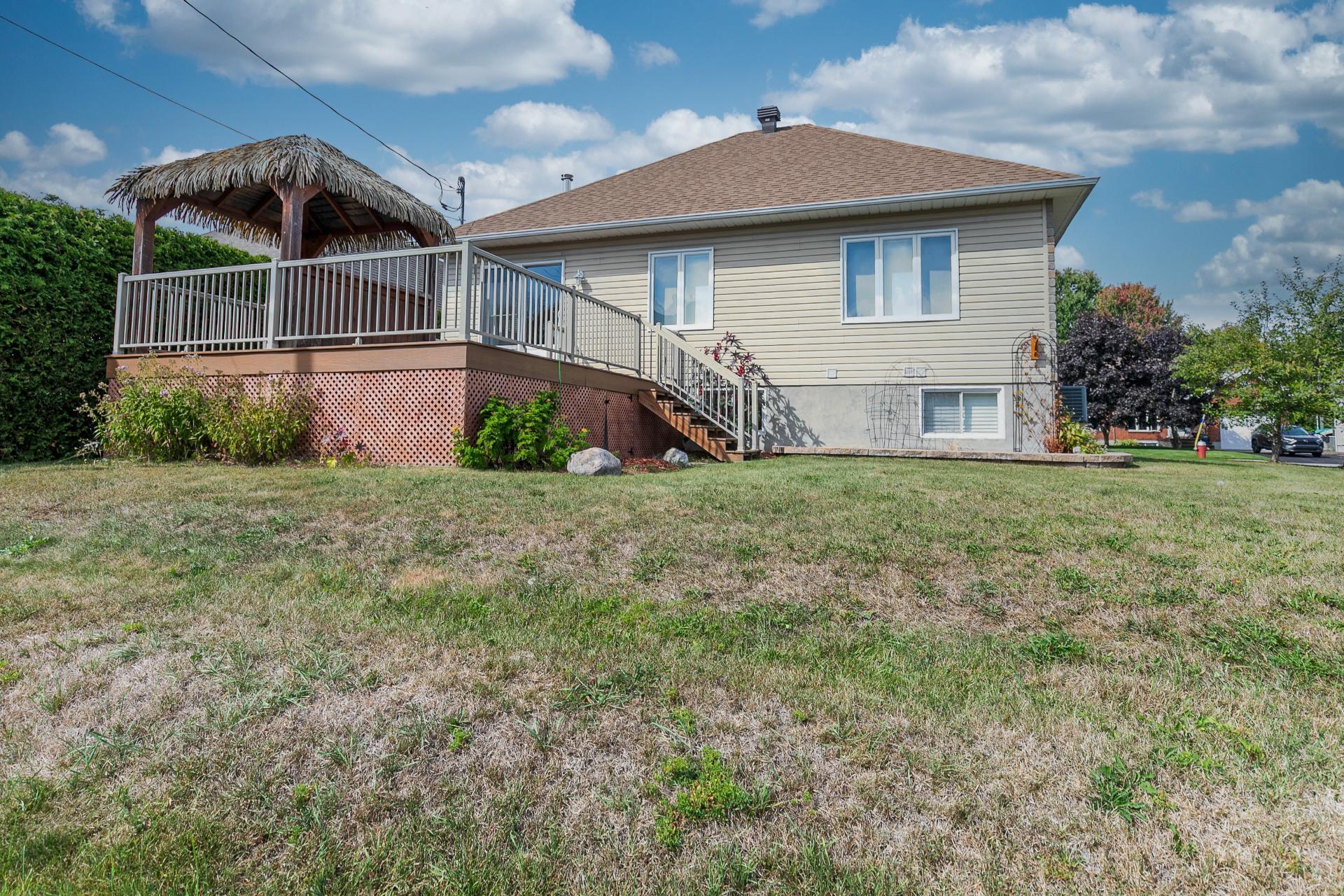 









1344


Rue des Hirondelles

,
Gatineau (Gatineau),




QC
J8R2Z7

