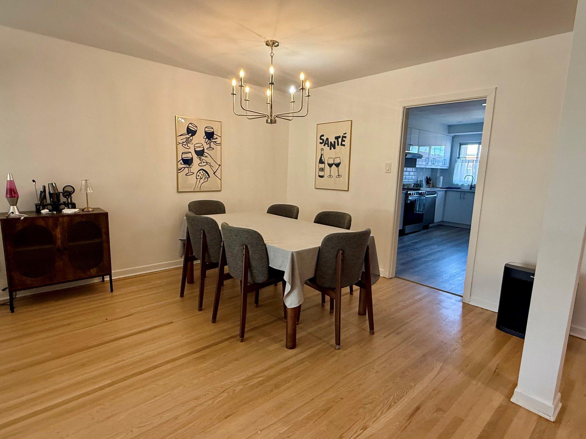 









11595


Rue Joseph-Casavant

,
Montréal (Ahuntsic-Cartierville),




QC
H3M2B9

