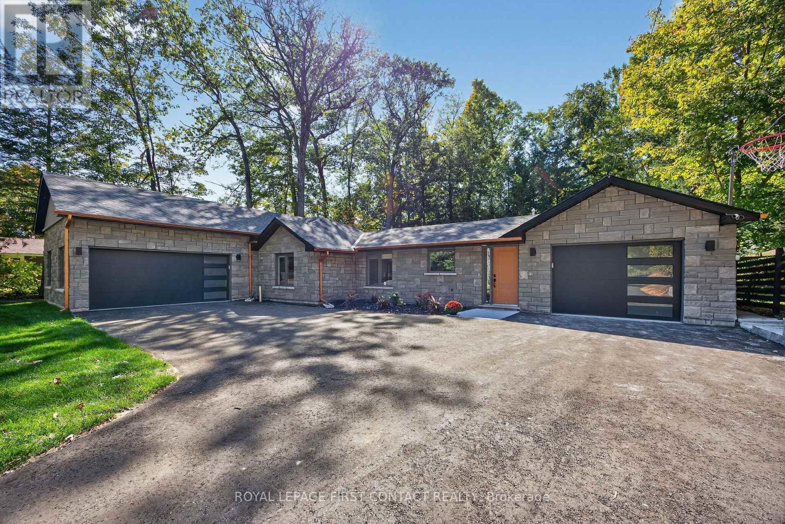 












3200 GOLDSTEIN ROAD

,
Severn,




Ontario
L0K2B0

