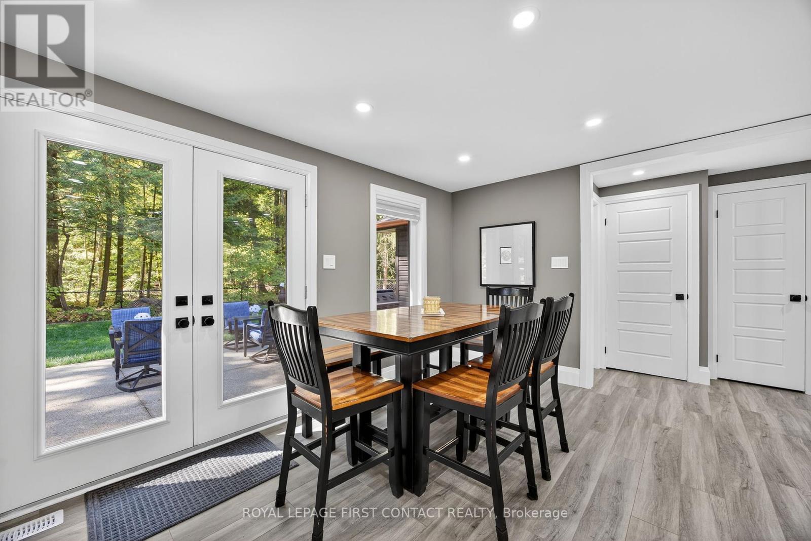 












3200 GOLDSTEIN ROAD

,
Severn,




Ontario
L0K2B0

